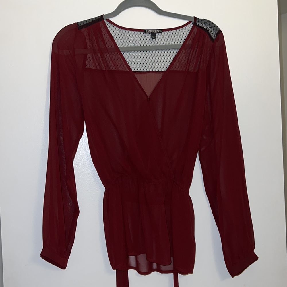 Express Blouse - Picture 2 of 5